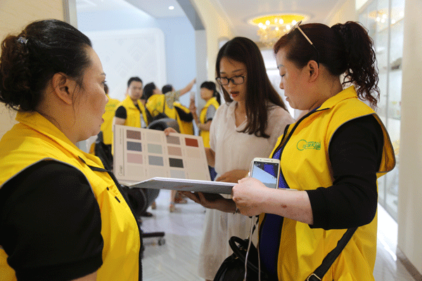 天然居硅藻泥第22期營銷培訓圓滿結(jié)業(yè) 天然居硅藻泥第22期營銷培訓圓滿結(jié)業(yè)