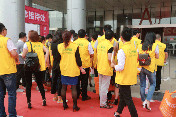 天然居硅藻泥第22期營銷培訓圓滿結(jié)業(yè) 天然居硅藻泥第22期營銷培訓圓滿結(jié)業(yè)