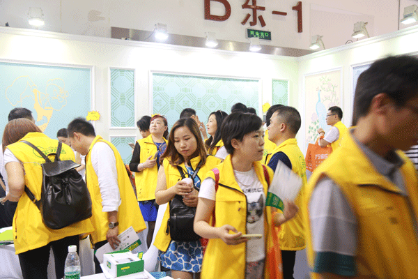 天然居硅藻泥第22期營銷培訓圓滿結(jié)業(yè) 天然居硅藻泥第22期營銷培訓圓滿結(jié)業(yè)