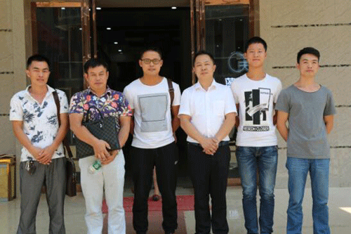 天然居第21期營銷培訓(xùn)班圓滿結(jié)業(yè) 天然居第21期營銷培訓(xùn)班圓滿結(jié)業(yè)